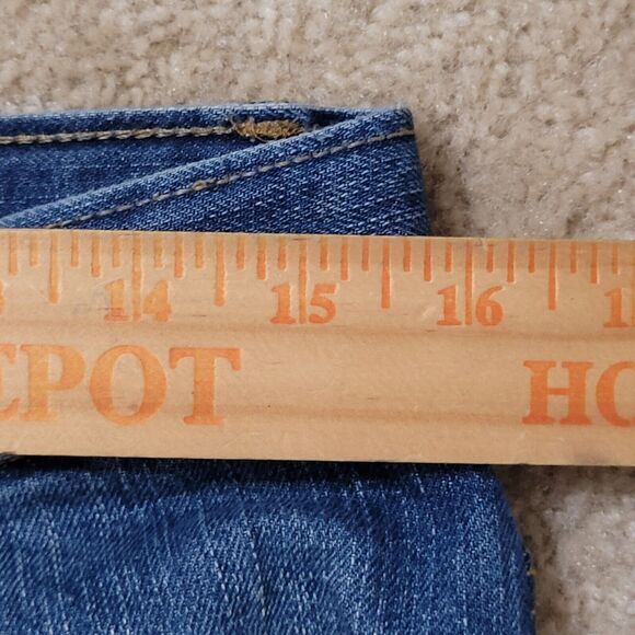 Old Navy Jeans Womens 14 Blue Distressed Wash Straight Mid Rise Jean (31… - Picture 10 of 12